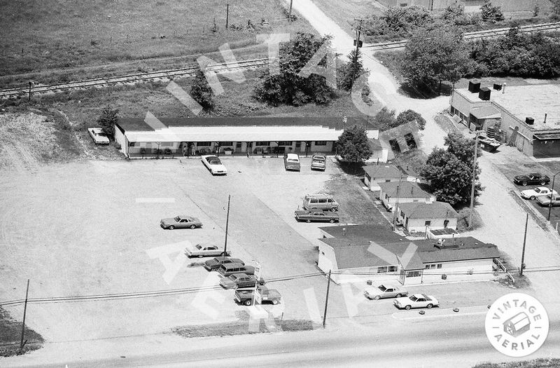 York Motel - 1980 Aerial